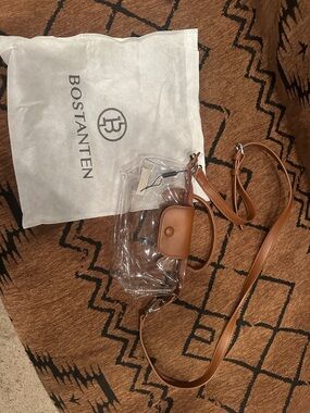 BOSTANTEN Clear Crossbody Bag with Tan Trim